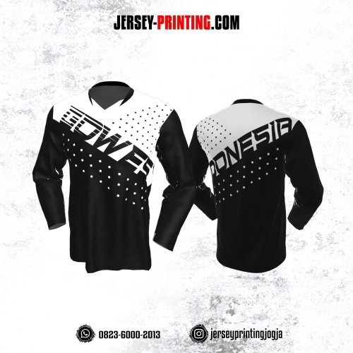 Jersey Gowes Sepeda Hitam Putih Lengan Panjang